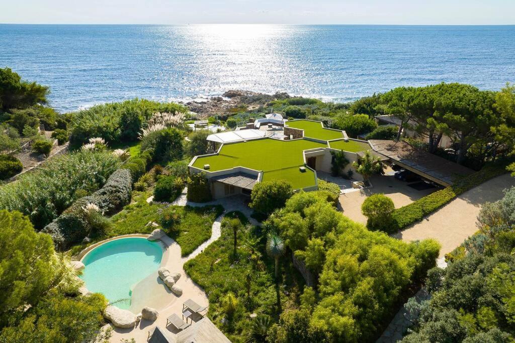 Villa In Gated Community Of Hotel La Reserve Ramatuelle Exterior foto
